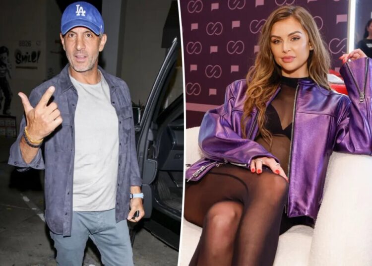 Mauricio Umansky unleashes on ‘f—king liar’ Lala Kent for implying he asked her on a date