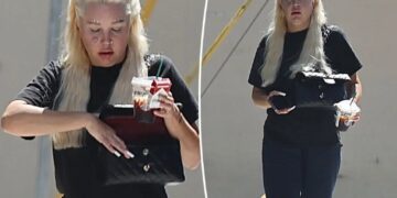 Amanda Bynes debuts new blinged-out eyebrow look during solo outing in Los Angeles