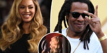 Beyoncé spotted jamming out, supporting Jay-Z at Philadelphia preview event