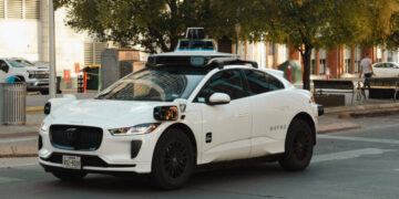 Waymo Is Fixing All of Its Self-Driving Taxis to Avoid Floods