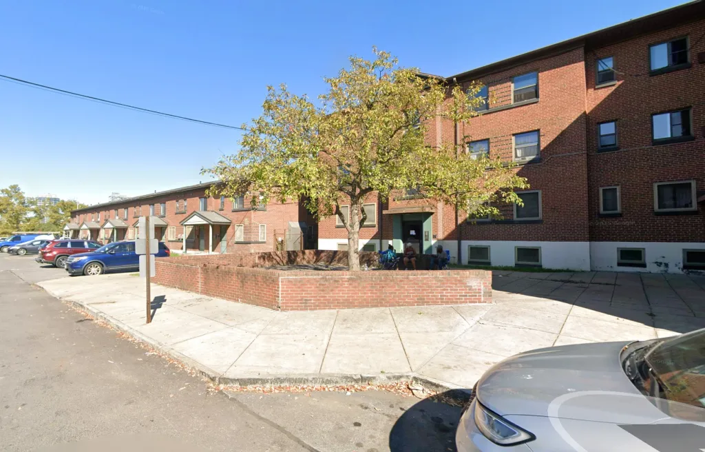 Street view of 120 Tyler Ct, Syracuse, NY, where two officers were shot.