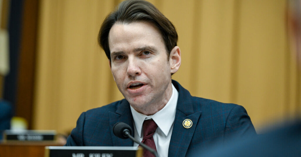 House Backers Reach Threshold to Force Vote on $1.3 Billion in Ukraine Aid