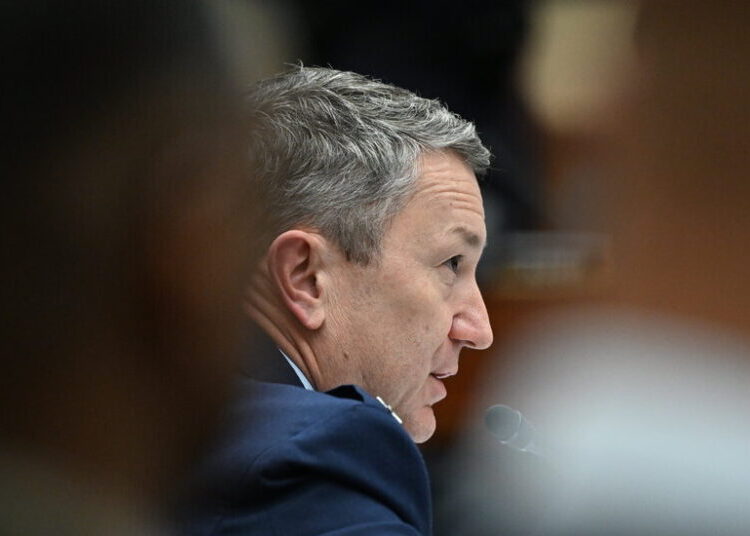Gen. Caine’s Silence on Iran War Leaves Questions About Military Strategy