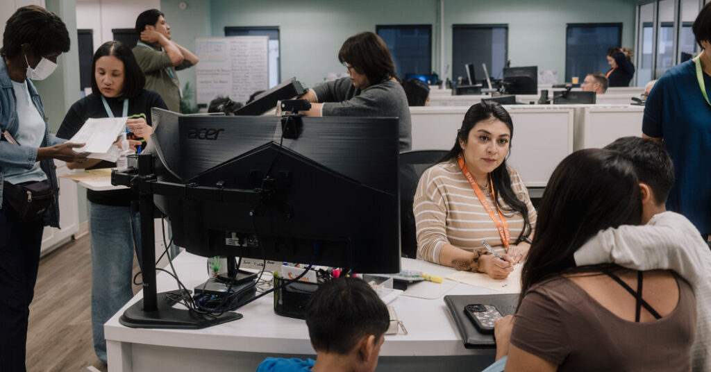 Trump Administration Pushes I.R.S. to Identify Undocumented Immigrants