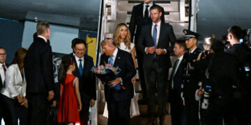 Eric Trump, Who Runs the Family Business, Hops Along on the Plane to China