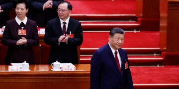 The Lecturer and Philosopher King: Xi Jinping Behind Closed Doors
