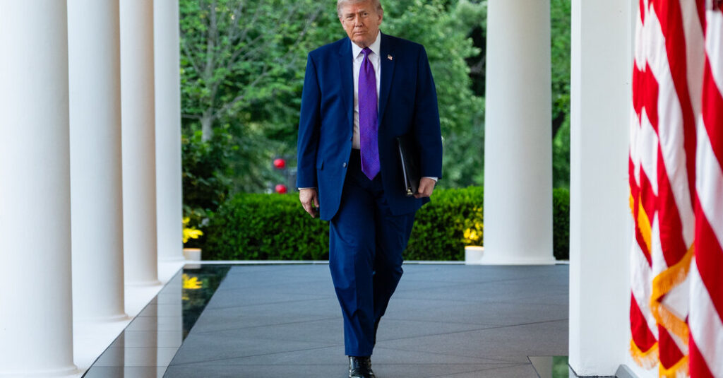A Revealing Trump Remark Points to Republicans’ Midterm Challenges