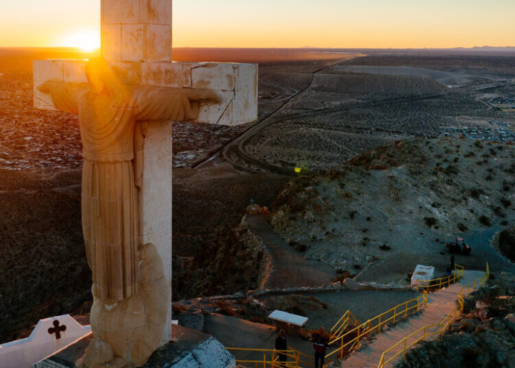 New Mexico Diocese Tries to Block Government From Seizing Land for Border Wall