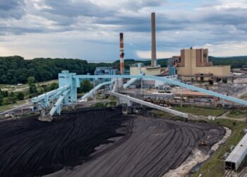 Trump’s Push to Keep Coal Plants Open Is Costing Hundreds of Millions