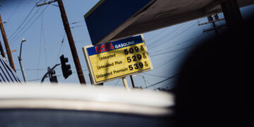 Trump’s War Is Punishing the Poor, Starting at the Gas Pump