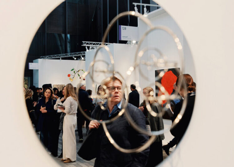 Best Booths at Frieze, the Workhorse of Contemporary Art