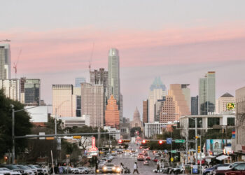 Midsize Cities Held Steady as U.S. Population Growth Declined
