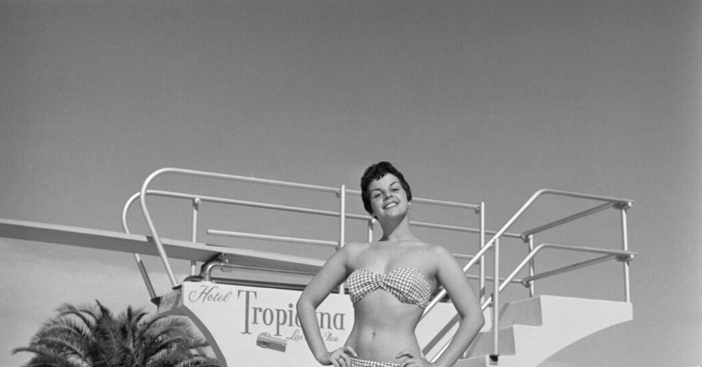 Claudine Longet, Entertainer Who Shot Olympian Boyfriend, Dies at 84