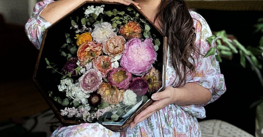 Brides Are No Longer Tossing the Bouquet. They’re Keeping It.