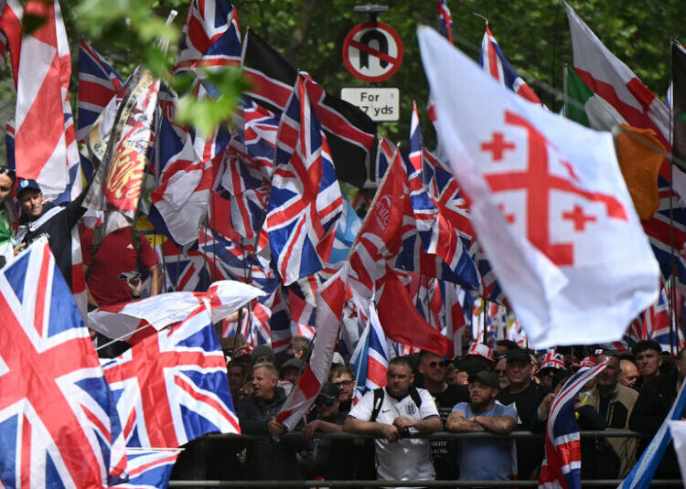 Rival Protests Take Place in London, With a Major Security Effort