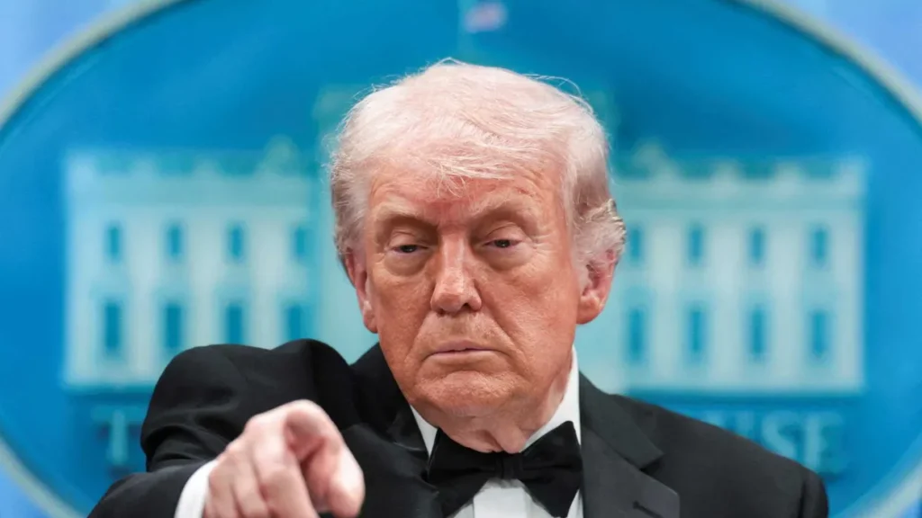 ‘About to get even uglier’: Trump gets warning of impending nightmare