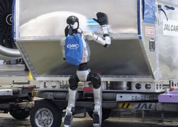 Japanese Airport Trialing Humanoid Robots as Baggage Handlers