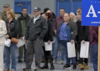 Republicans now have a white voter problem: new poll