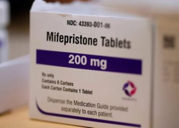 Federal appeals court blocks mifepristone distribution by mail in biggest jolt to abortion policy since the overturning of Roe v. Wade