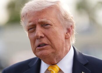  Trump says he is reviewing a new Iranian proposal to end the war but ‘can’t imagine that it would be acceptable’