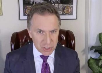 ‘Comey’s lawyers must have loved’ Todd Blanche’s interview confession: ex-prosecutor
