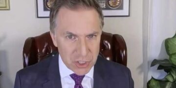 ‘Comey’s lawyers must have loved’ Todd Blanche’s interview confession: ex-prosecutor
