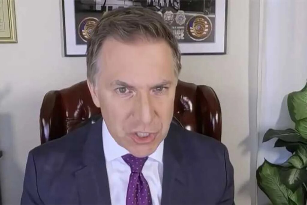‘Comey’s lawyers must have loved’ Todd Blanche’s interview confession: ex-prosecutor