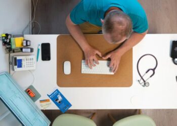 A Harvard study just found AI can now out-diagnose physicians in the ER: ‘We’re already at the ceiling’