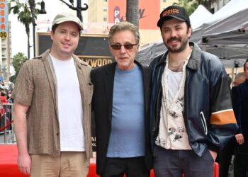 Cops rush to Frankie Valli’s Los Angeles home over bitter family dispute between two sons