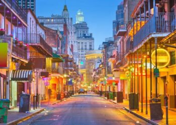 New Orleans must immediately plan evacuation after terrifying finding: experts