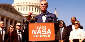 Scientists and Lawmakers Horrified at Trump’s Brutal Budget for NASA