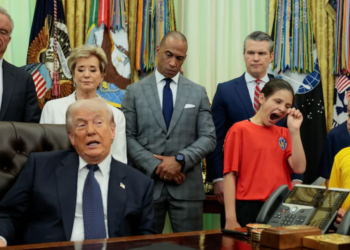 Observers taken aback by ‘insane’ Trump event with kids: ‘Is RFK checking his cell phone?’