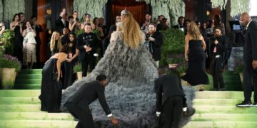 The Met Gala Was a Spectacle. It Should Have Gone Further.