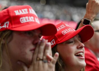 Trump conned his MAGA base — and lost the GOP to this lunatic