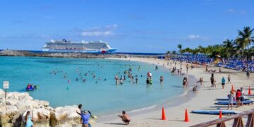 American cruise passenger dies from drowning while at popular island hot spot