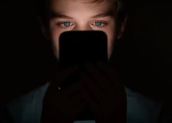 ‘Close to zero’: Schools are spending tens of millions banning phones from classrooms, but test scores aren’t improving