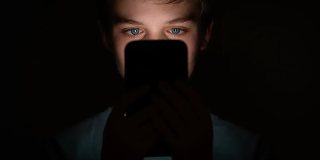 ‘Close to zero’: Schools are spending tens of millions banning phones from classrooms, but test scores aren’t improving