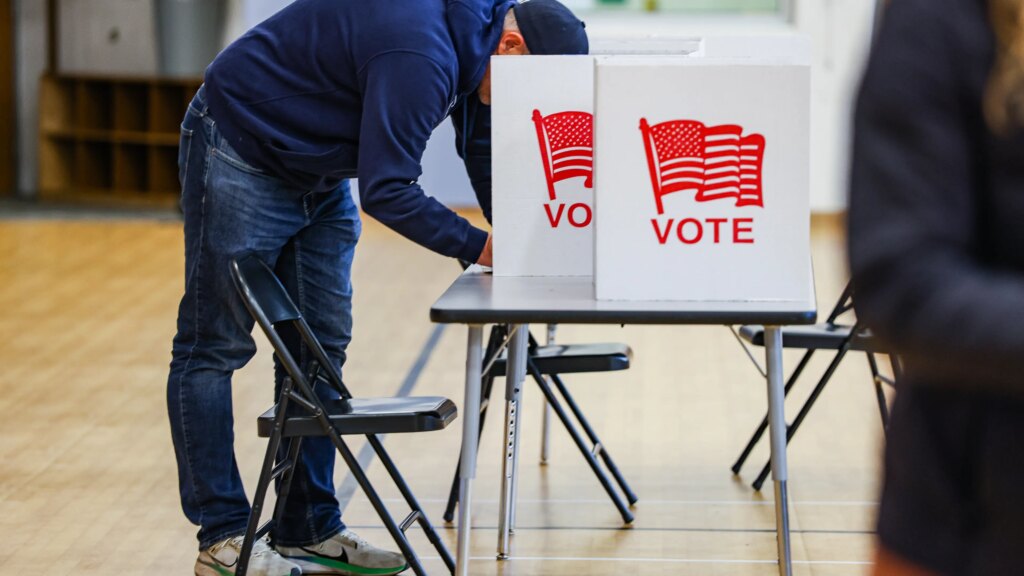 Trump Declares ‘Huge Win’ After Virginia Court Strikes Down Redistricting Referendum