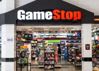Why GameStop’s bid for eBay echoes one of the worst business deals of all time