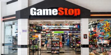 Why GameStop’s bid for eBay echoes one of the worst business deals of all time