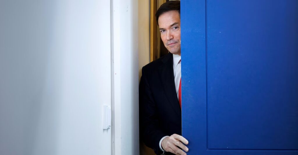 Marco Rubio Seems to Be Having a Grand Time