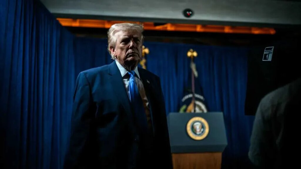 Trump convenes war cabinet as insiders drop ominous hint about what comes next