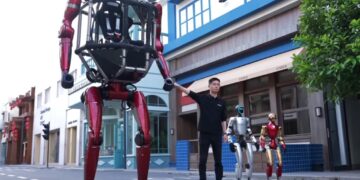 Unitree Shows Off Fully Functional Mecha Suit