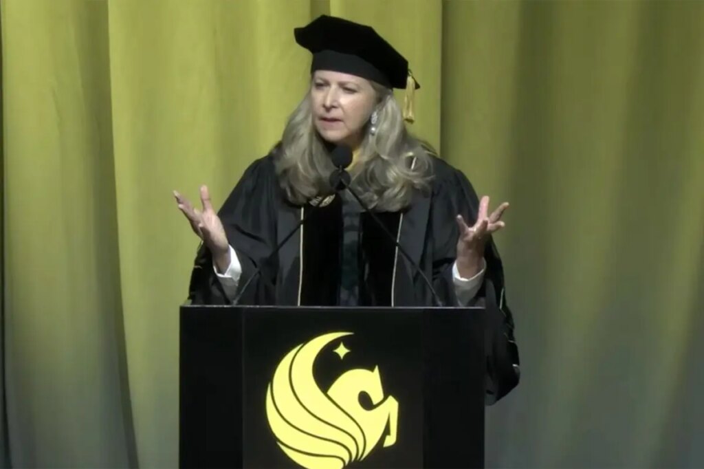 UCF commencement speaker met with boos over pro-AI remarks during ceremony: ‘Struck a chord’