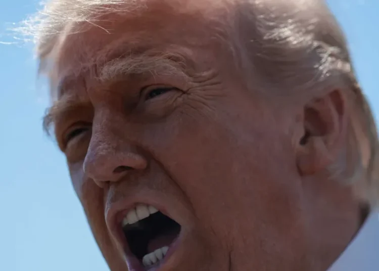 Trump gets shot across the bow as 3 frustrated Republicans defect to help Dems