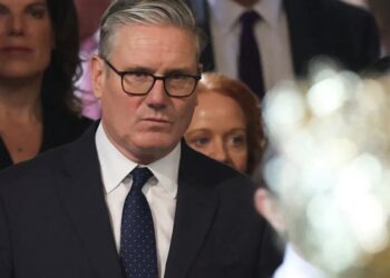 Starmer sees open rebellion break out, challenge incoming from former Health Secretary