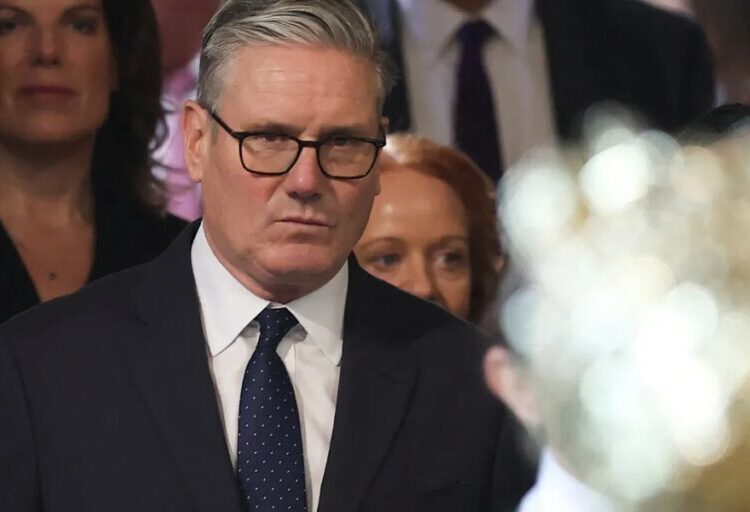 Starmer sees open rebellion break out, challenge incoming from former Health Secretary