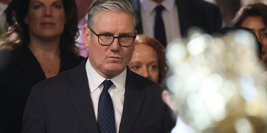 Starmer sees open rebellion break out, challenge incoming from former Health Secretary