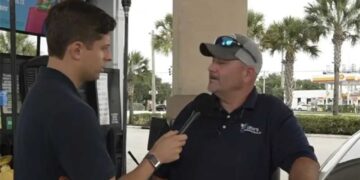 Florida man put on spot as he brands Trump ‘pompous idiot’: ‘You voted for him 3 times’