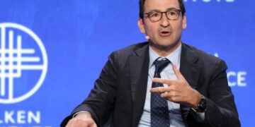 Blackstone COO Jon Gray predicts ‘huge boom’ in blue-collar jobs—his own data center company is hiring 30,000 new roles